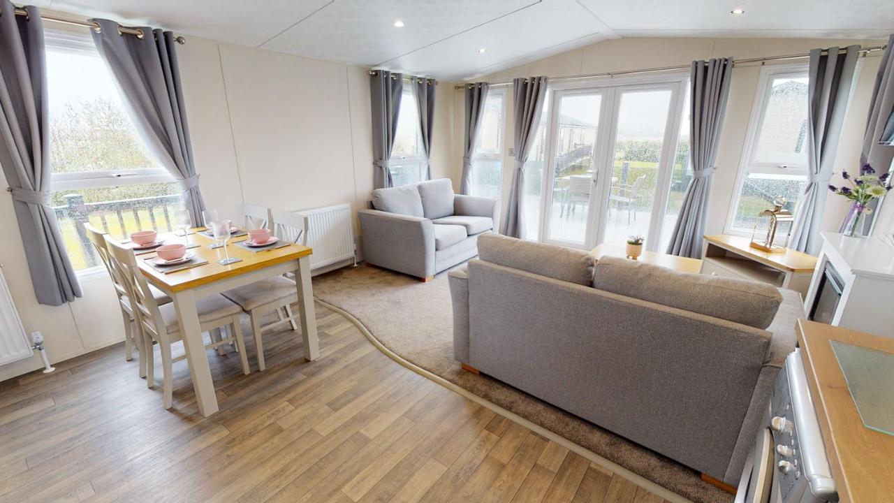 Brackenborough Lakes Resort Louth  Dış mekan fotoğraf